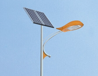 華可：太陽(yáng)能led路燈的使用壽命由哪些器件組成？